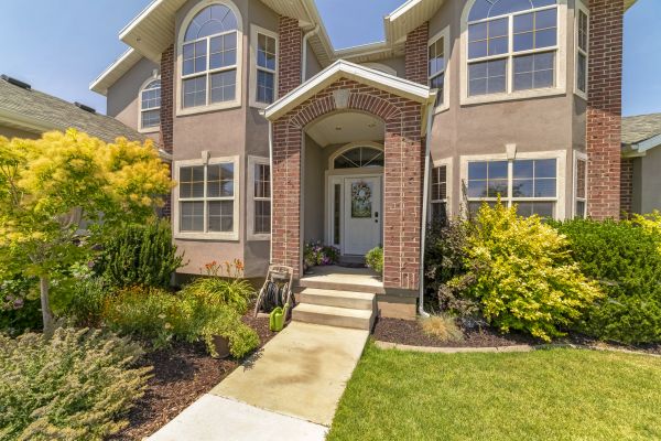 Cost of Transom Window Replacement in Dunnellon